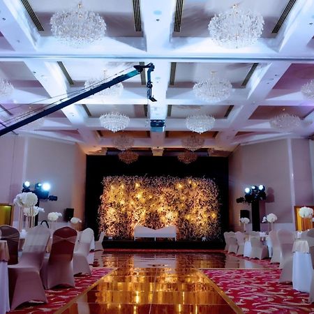 Kuwait Grand Hotel Кувейт Экстерьер фото