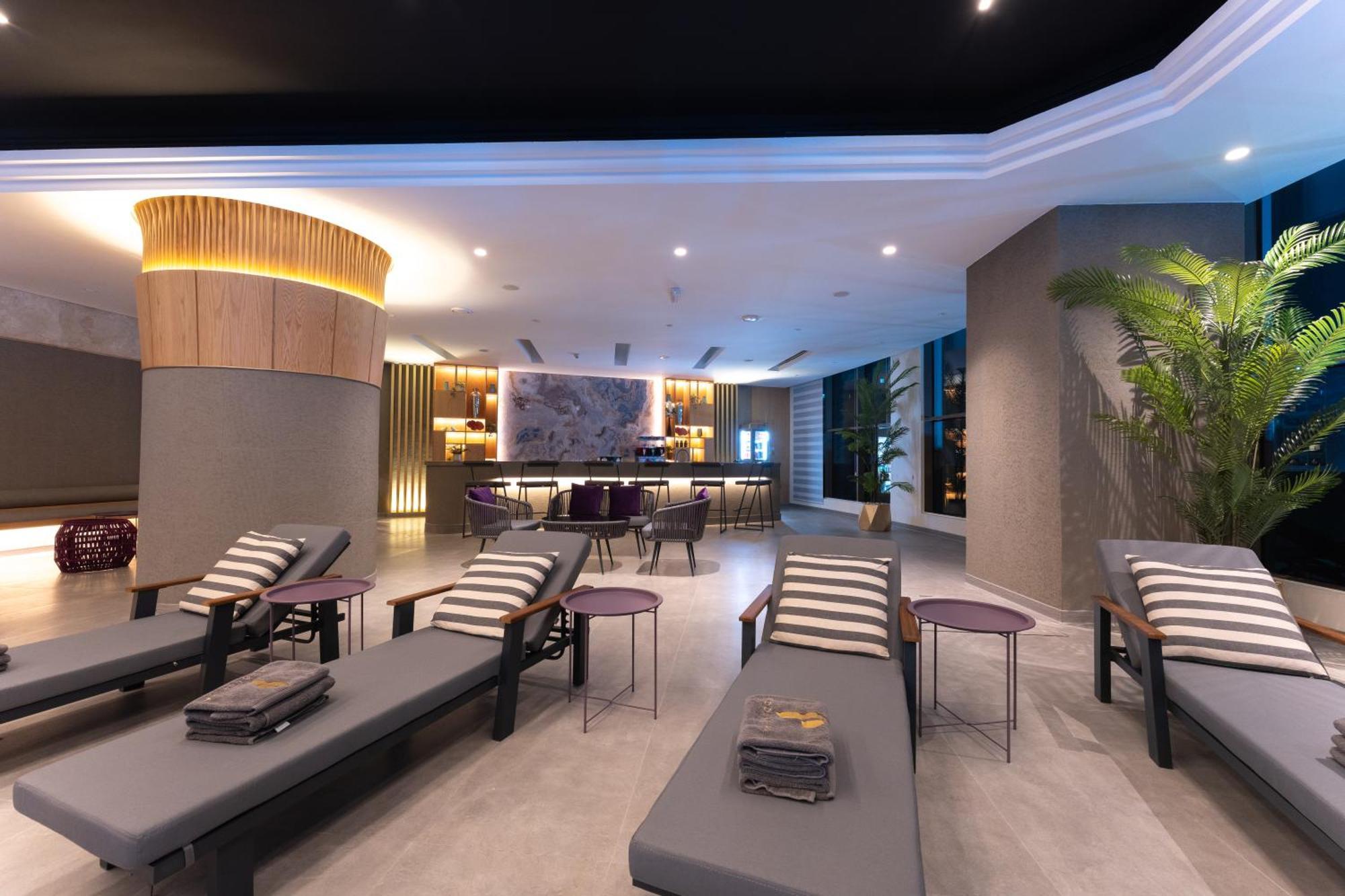 Kuwait Grand Hotel Кувейт Экстерьер фото